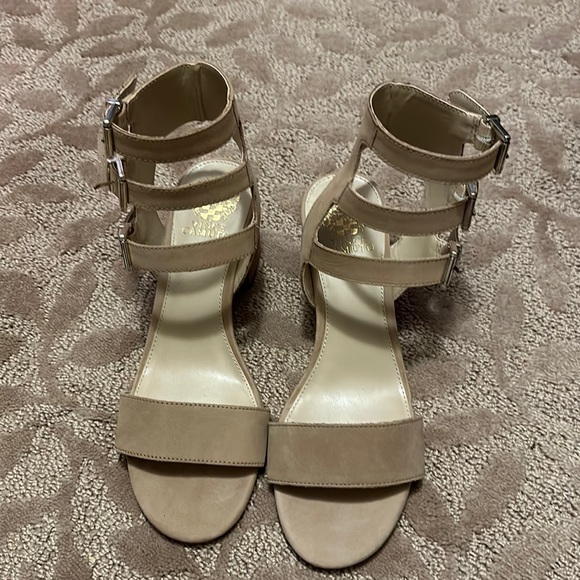 Vince Camuto beige heeled sandals. Size 9 - Picture 1 of 7